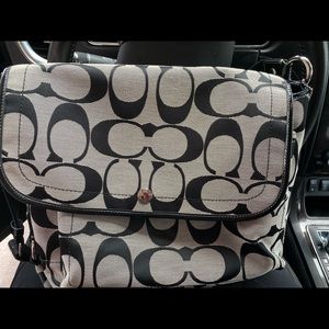 Coach Messenger/ Crossbody bag